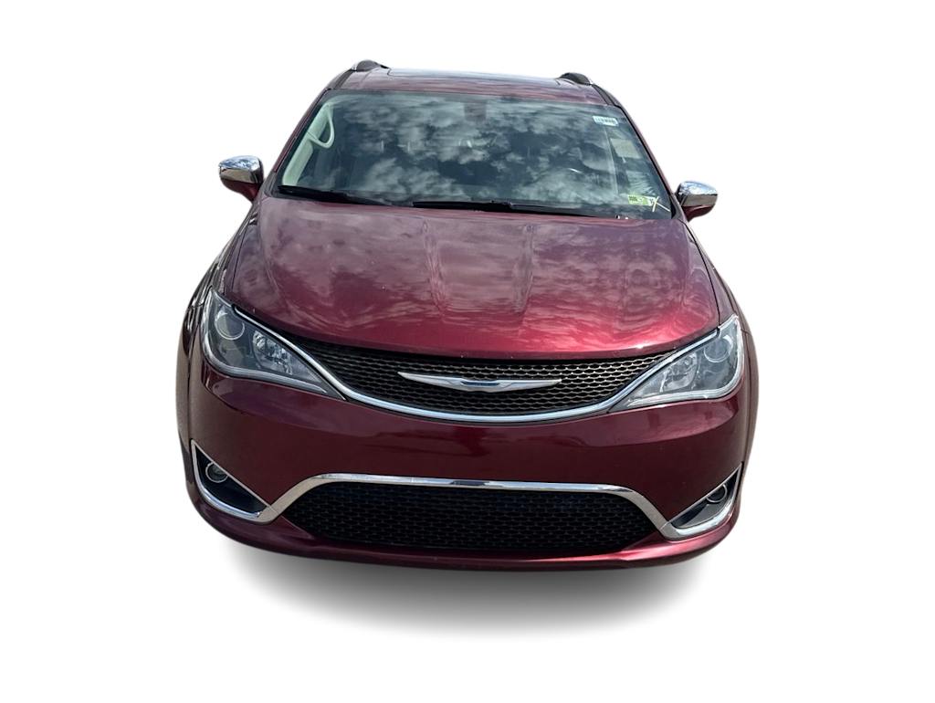Thumbnail: 2018 Chrysler Pacifica - 5
