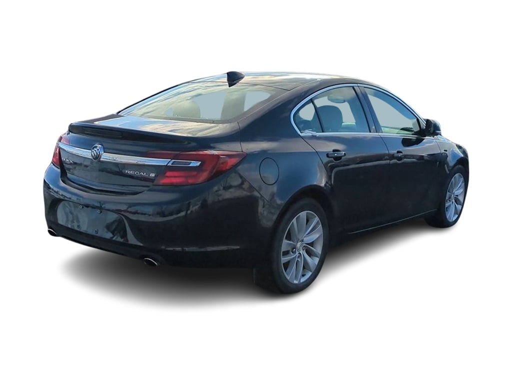 Thumbnail: 2016 Buick Regal - 18