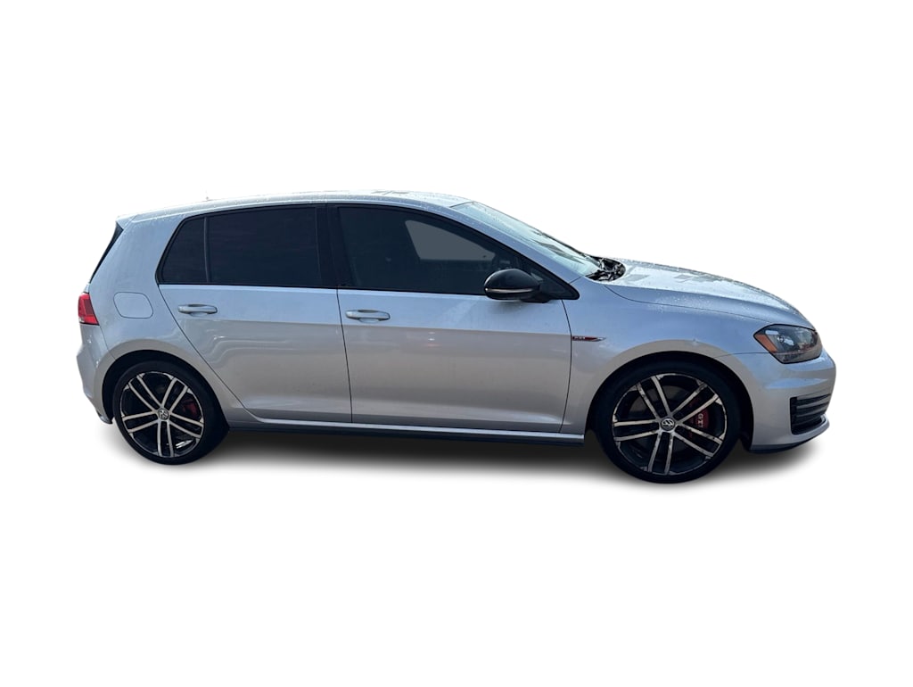 Thumbnail: 2017 Volkswagen Golf - 17