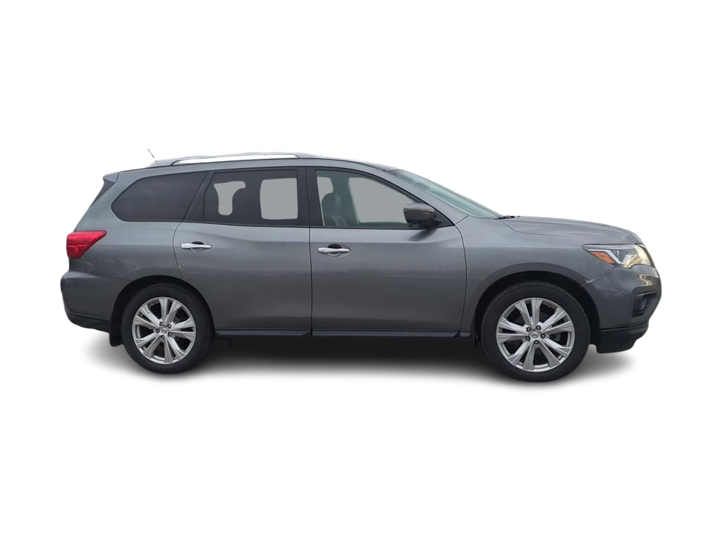Thumbnail: 2018 Nissan Pathfinder - 21