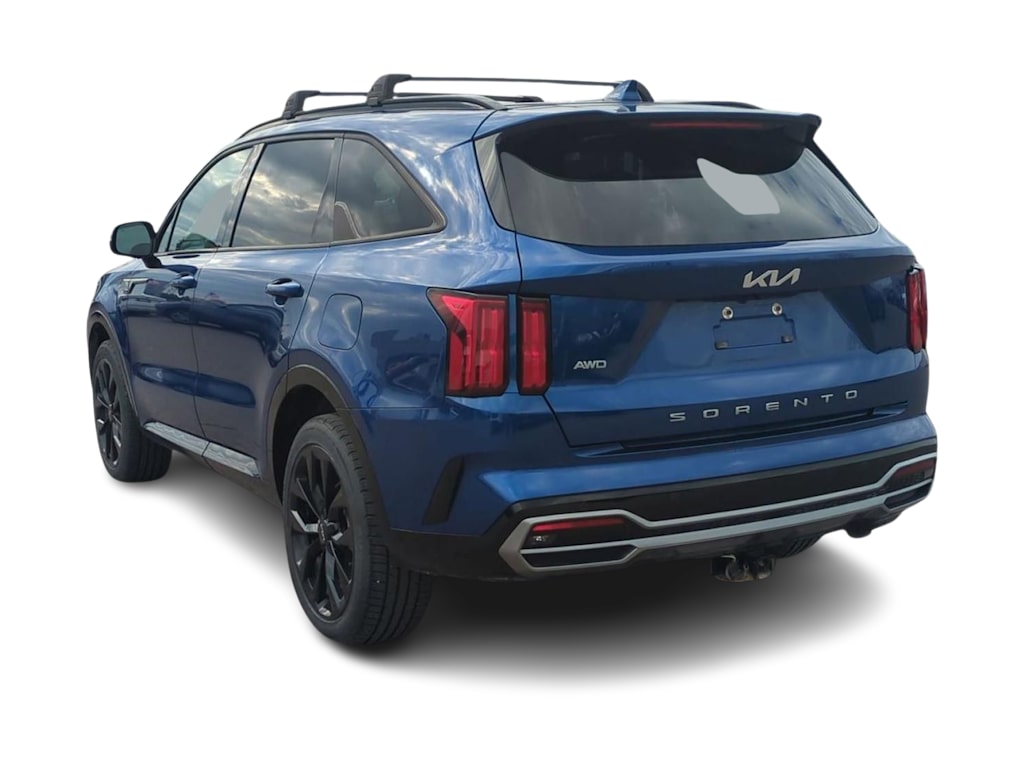Thumbnail: 2022 Kia Sorento - 4