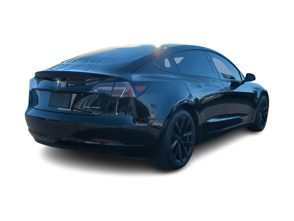 Thumbnail: 2022 Tesla Model 3 - 17