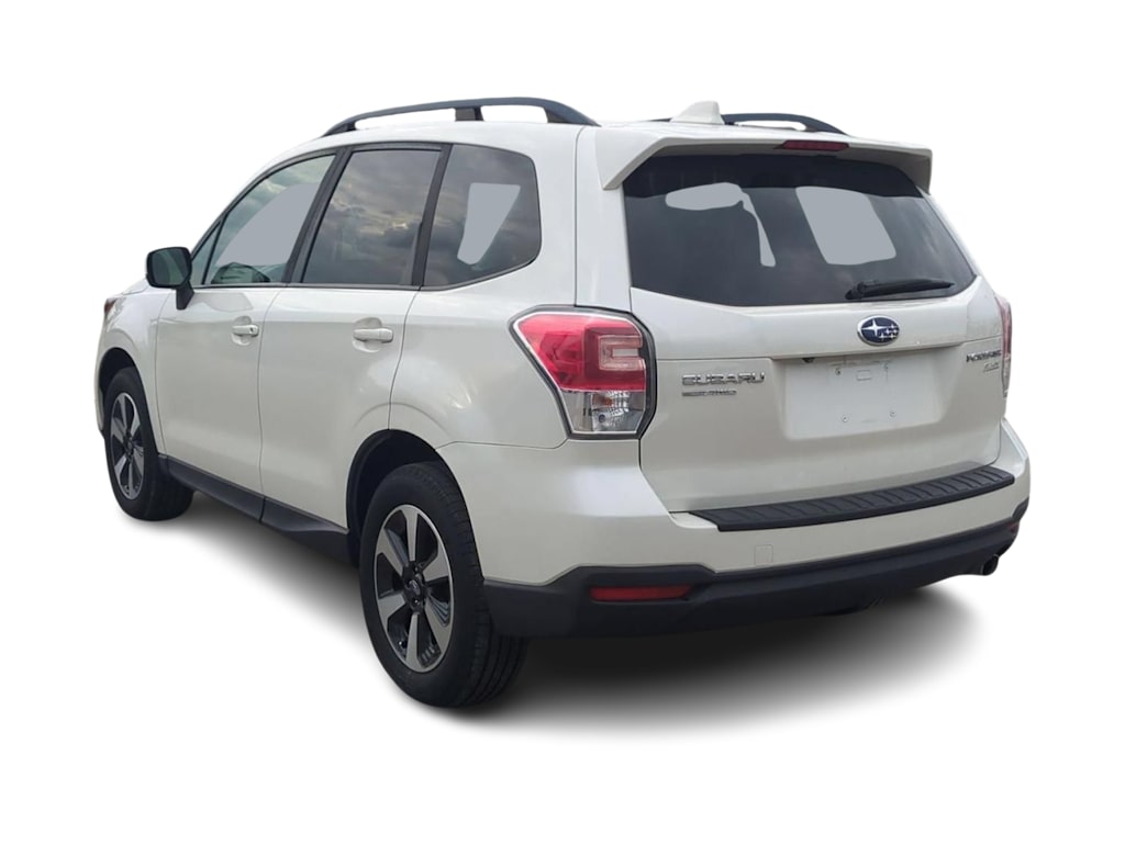 Thumbnail: 2017 Subaru Forester - 4