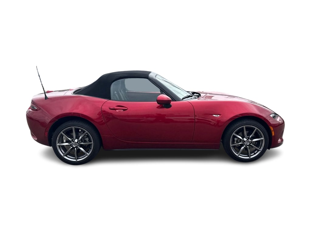 Thumbnail: 2023 Mazda MX-5 Miata - 15