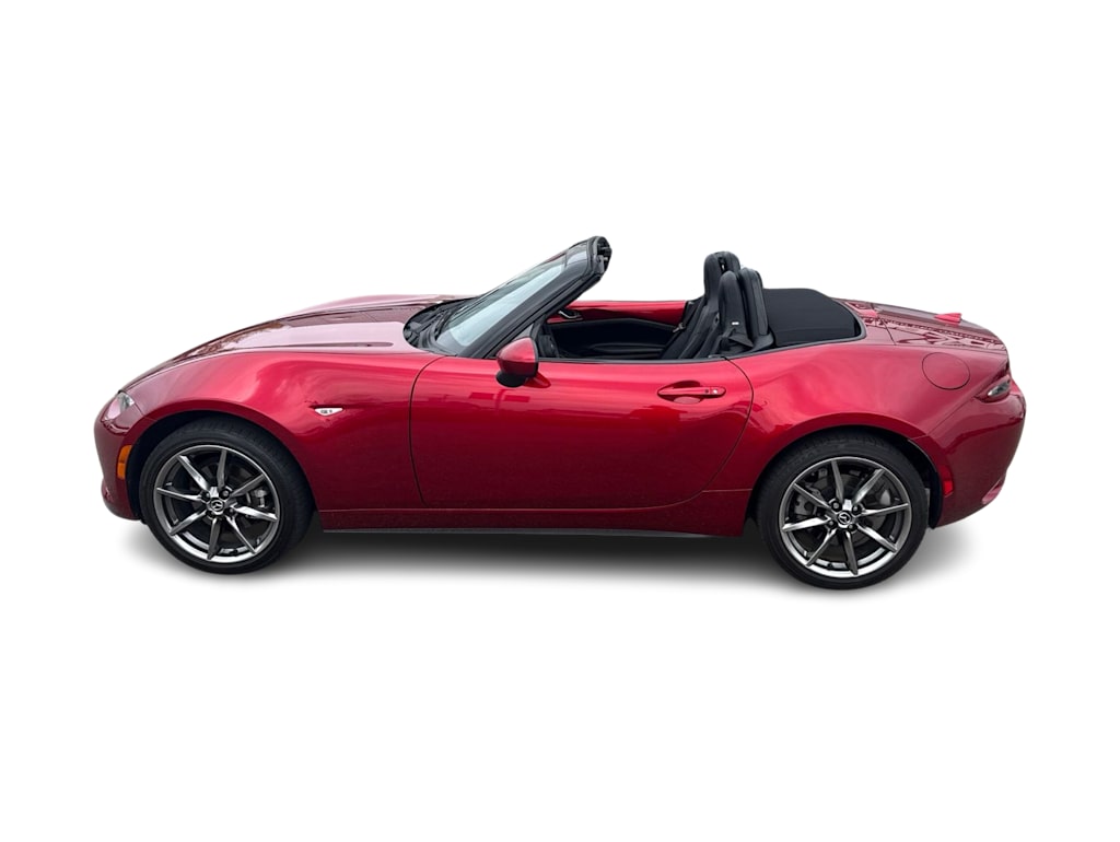 Thumbnail: 2023 Mazda MX-5 Miata - 2
