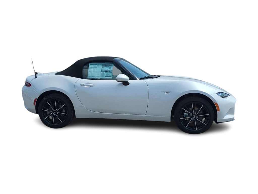 Thumbnail: 2026 Mazda MX-5 Miata - 18