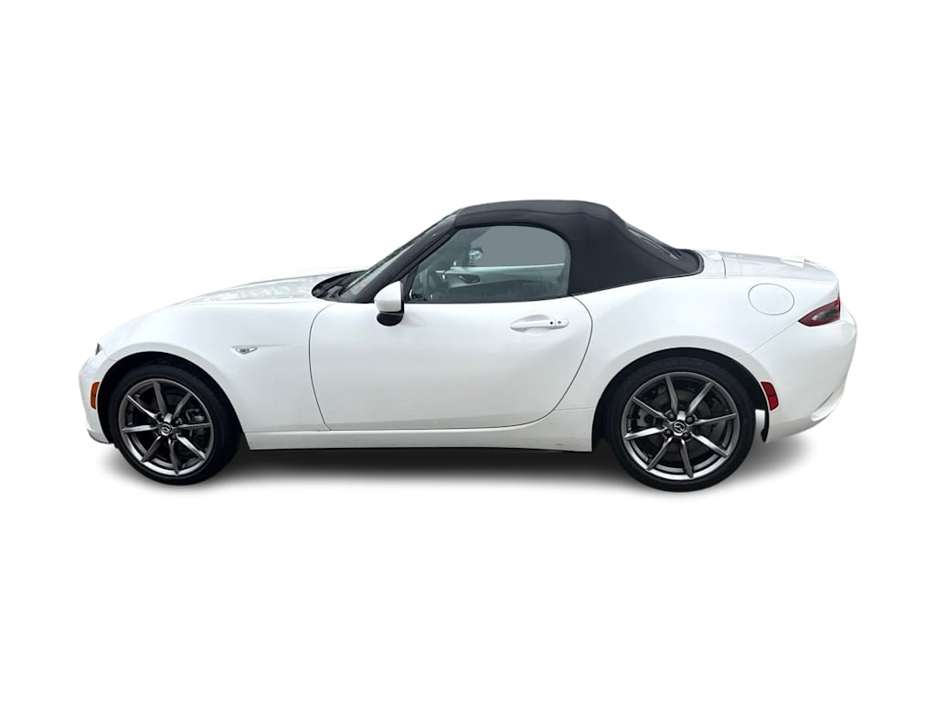 Thumbnail: 2023 Mazda MX-5 Miata - 2