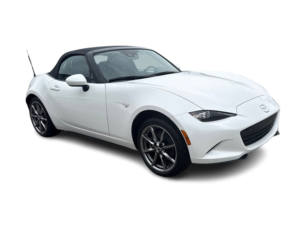 Thumbnail: 2023 Mazda MX-5 Miata - 10