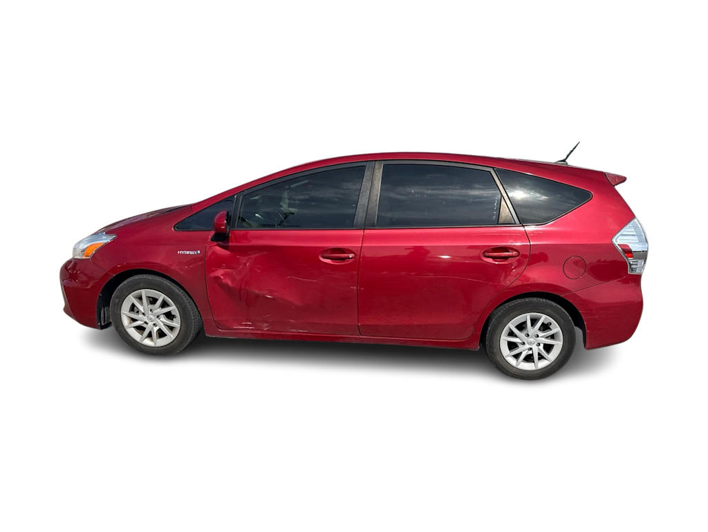 Thumbnail: 2014 Toyota Prius v - 3