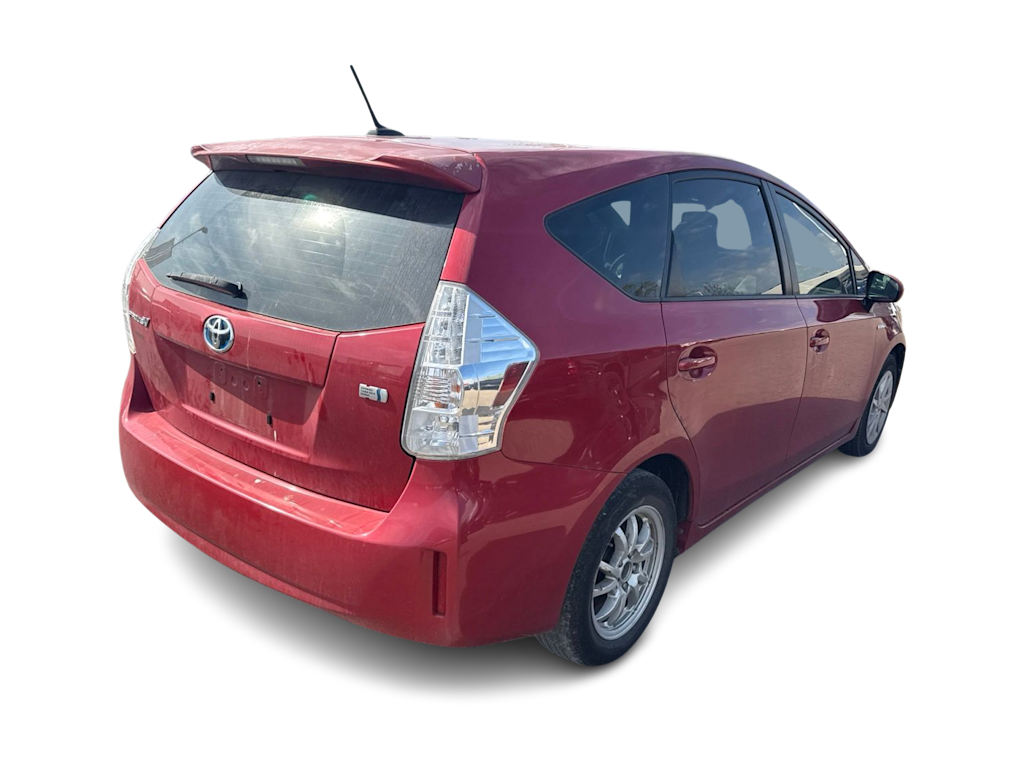 Thumbnail: 2014 Toyota Prius v - 16