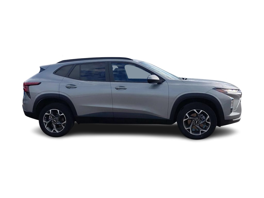 Thumbnail: 2024 Chevrolet Trax - 21
