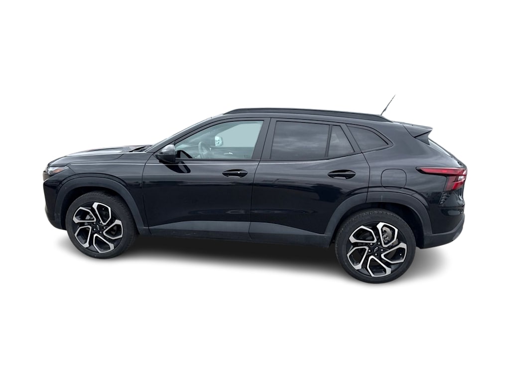 Thumbnail: 2025 Chevrolet Trax - 3