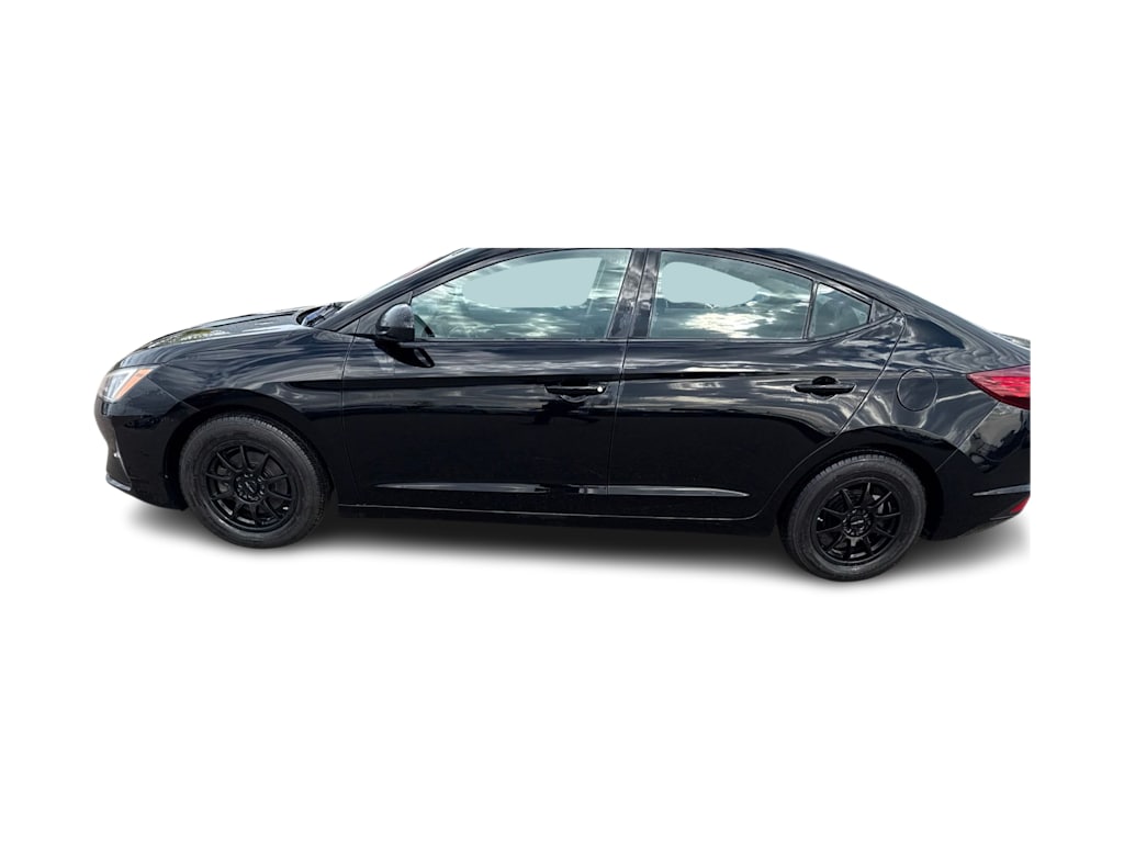 Thumbnail: 2020 Hyundai Elantra - 16