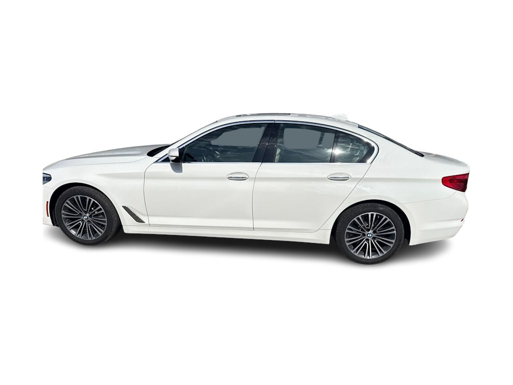 Thumbnail: 2018 BMW 5 Series - 2