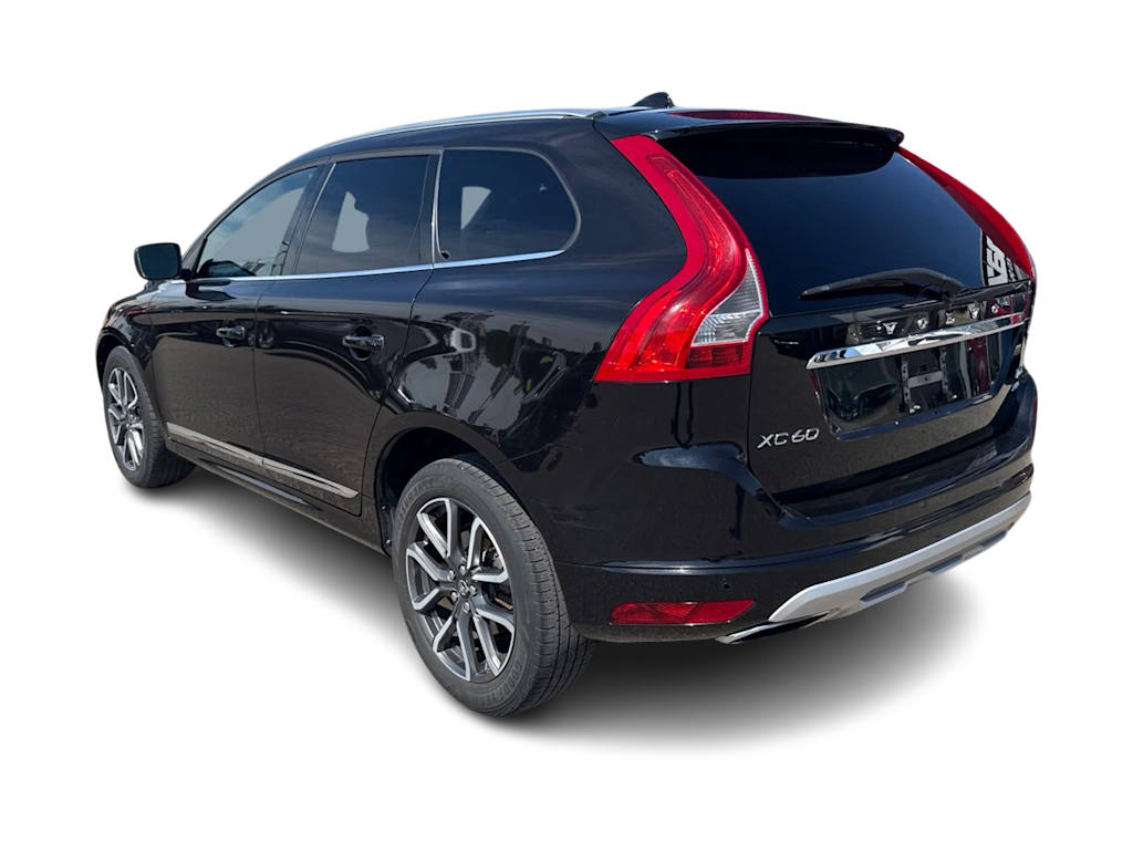 Thumbnail: 2017 Volvo XC60 - 4