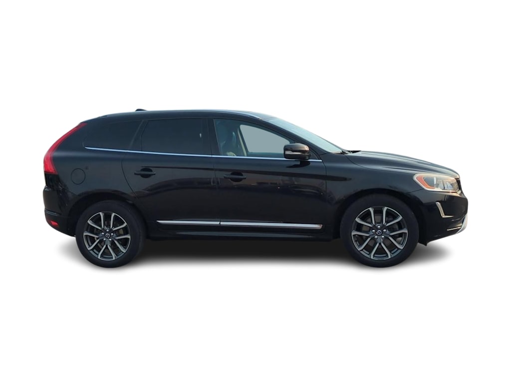 Thumbnail: 2017 Volvo XC60 - 20