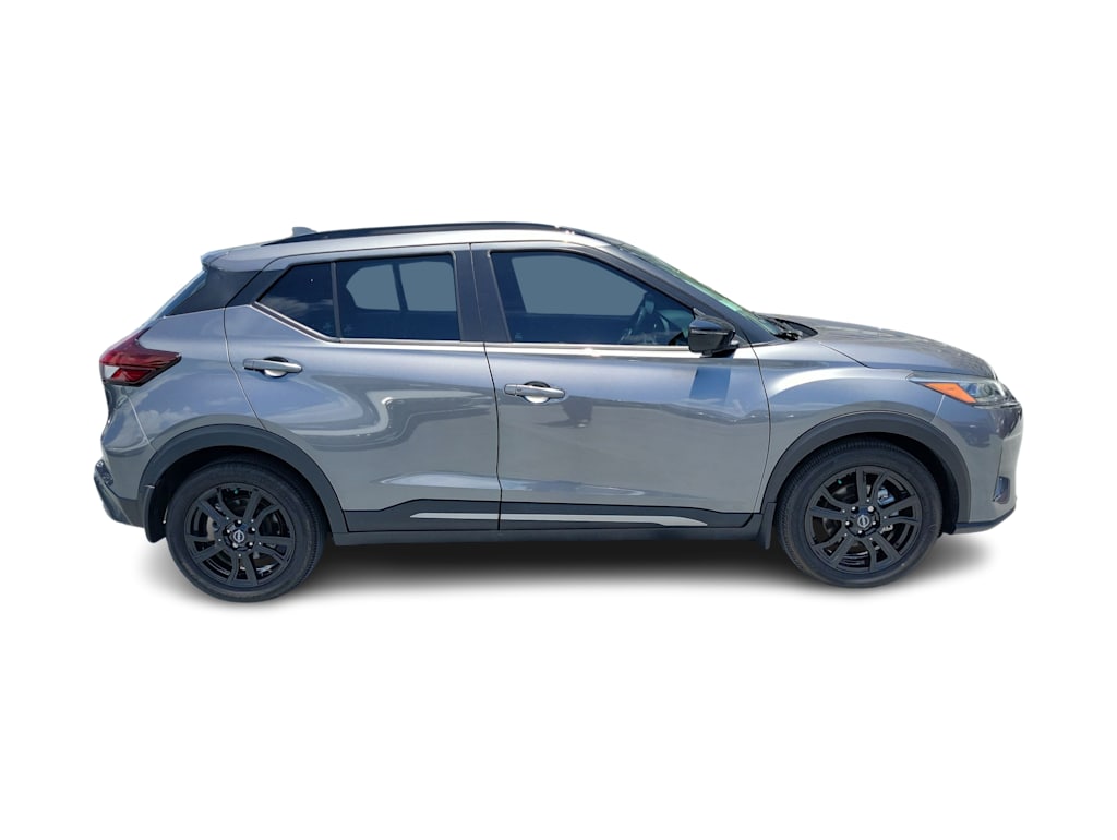 Thumbnail: 2023 Nissan Kicks - 19