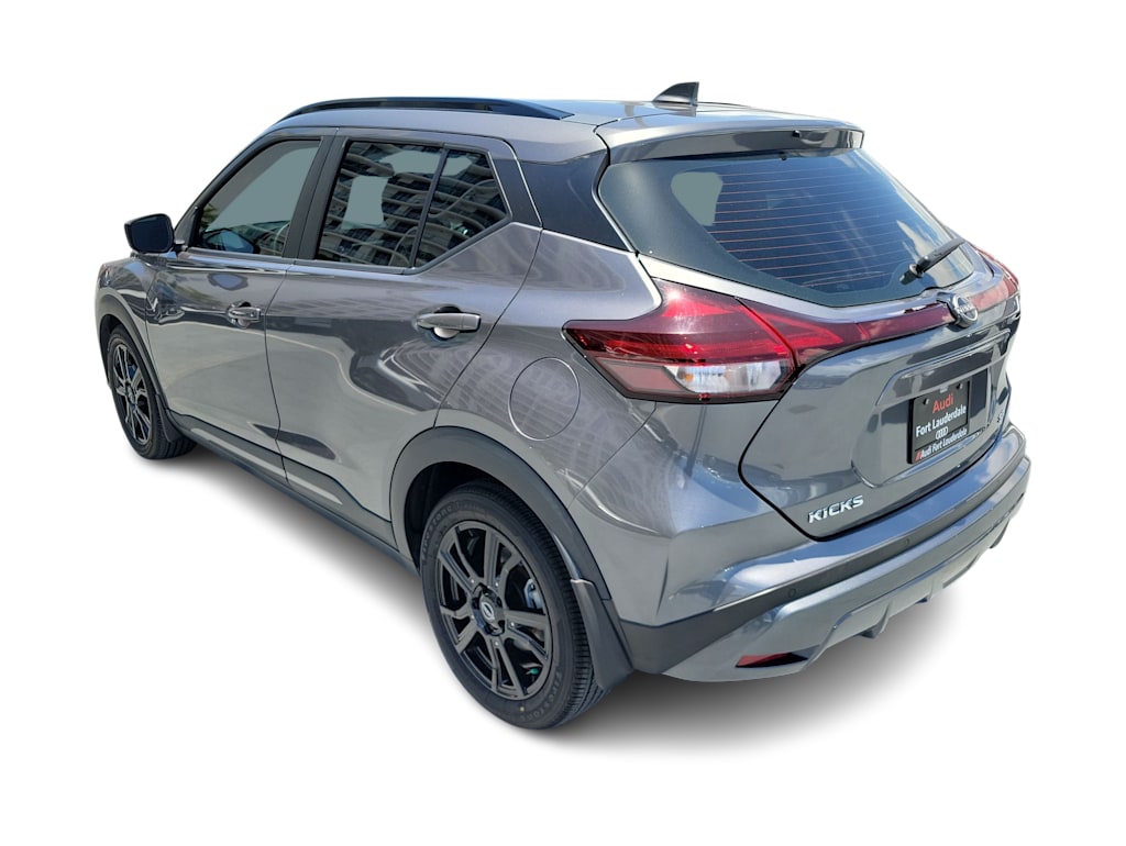 Thumbnail: 2023 Nissan Kicks - 4