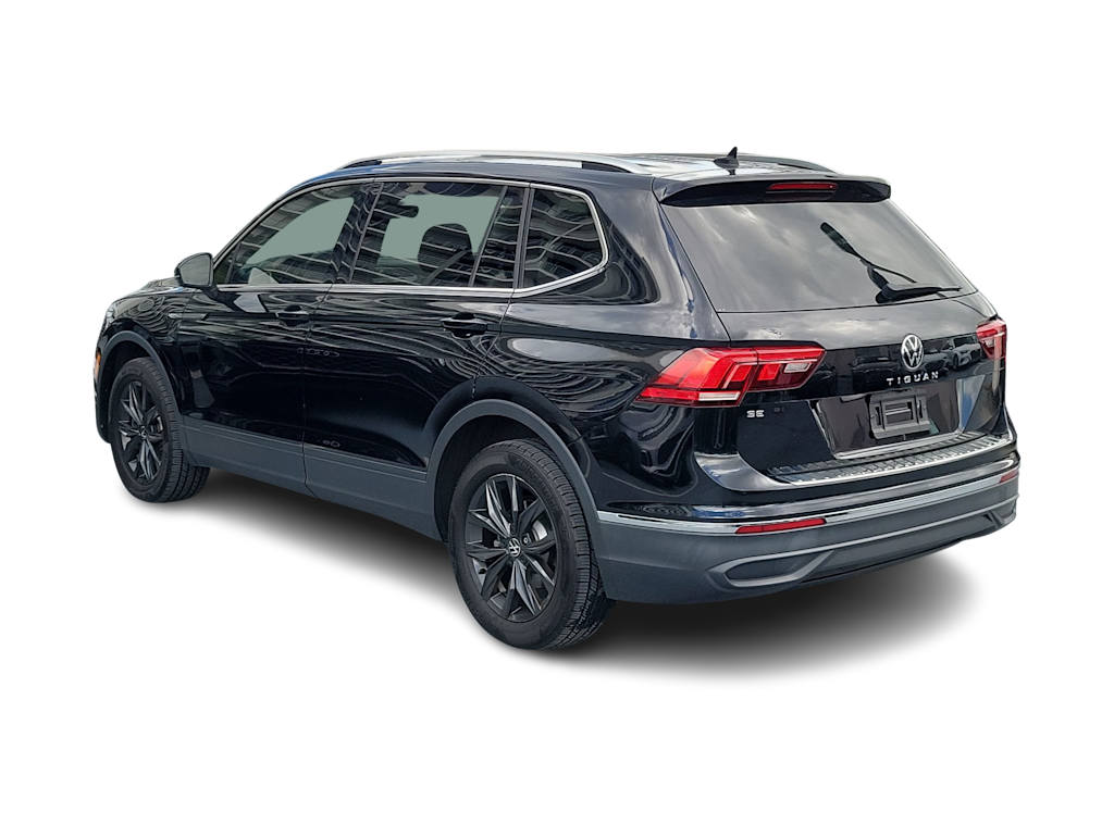Thumbnail: 2024 Volkswagen Tiguan - 4