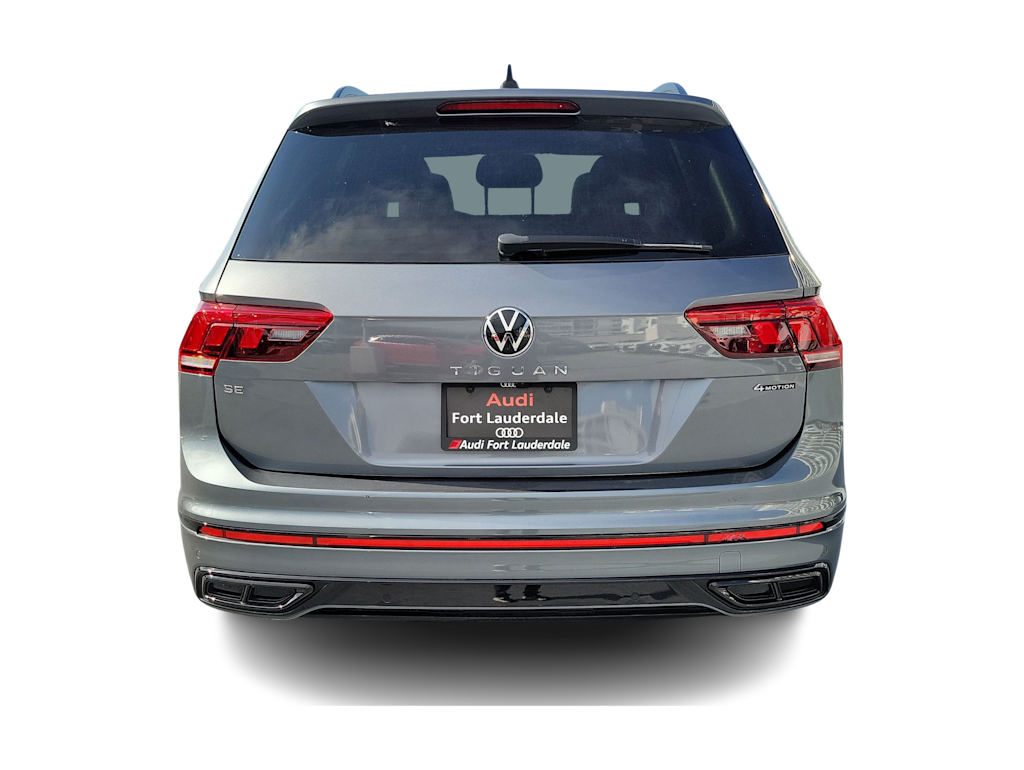 Thumbnail: 2022 Volkswagen Tiguan - 5