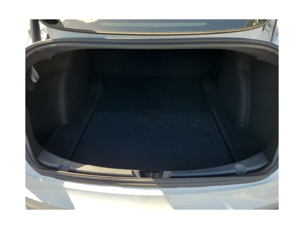 Thumbnail: 2023 Tesla Model 3 - 15