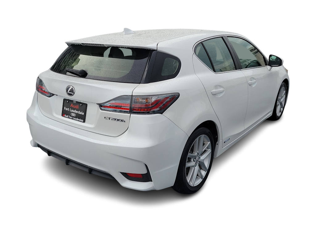 Thumbnail: 2016 Lexus CT - 18
