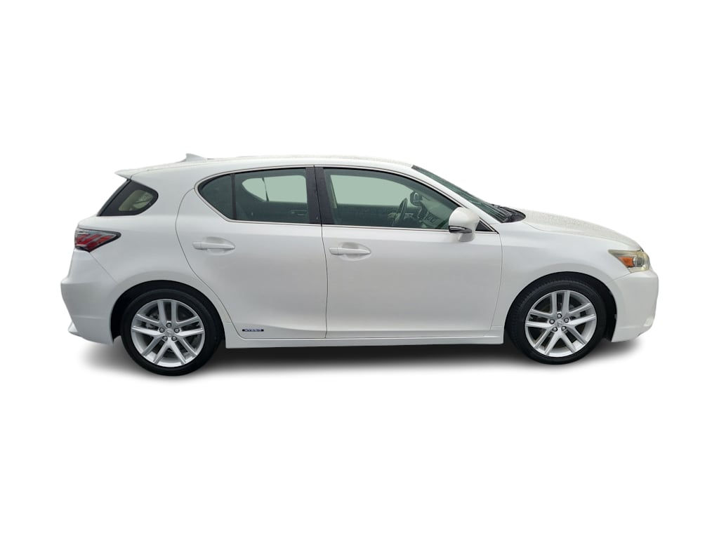 Thumbnail: 2016 Lexus CT - 19