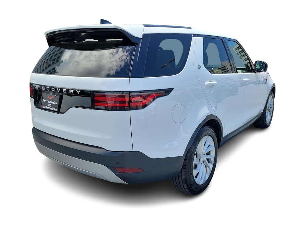Thumbnail: 2025 Land Rover Discovery - 19