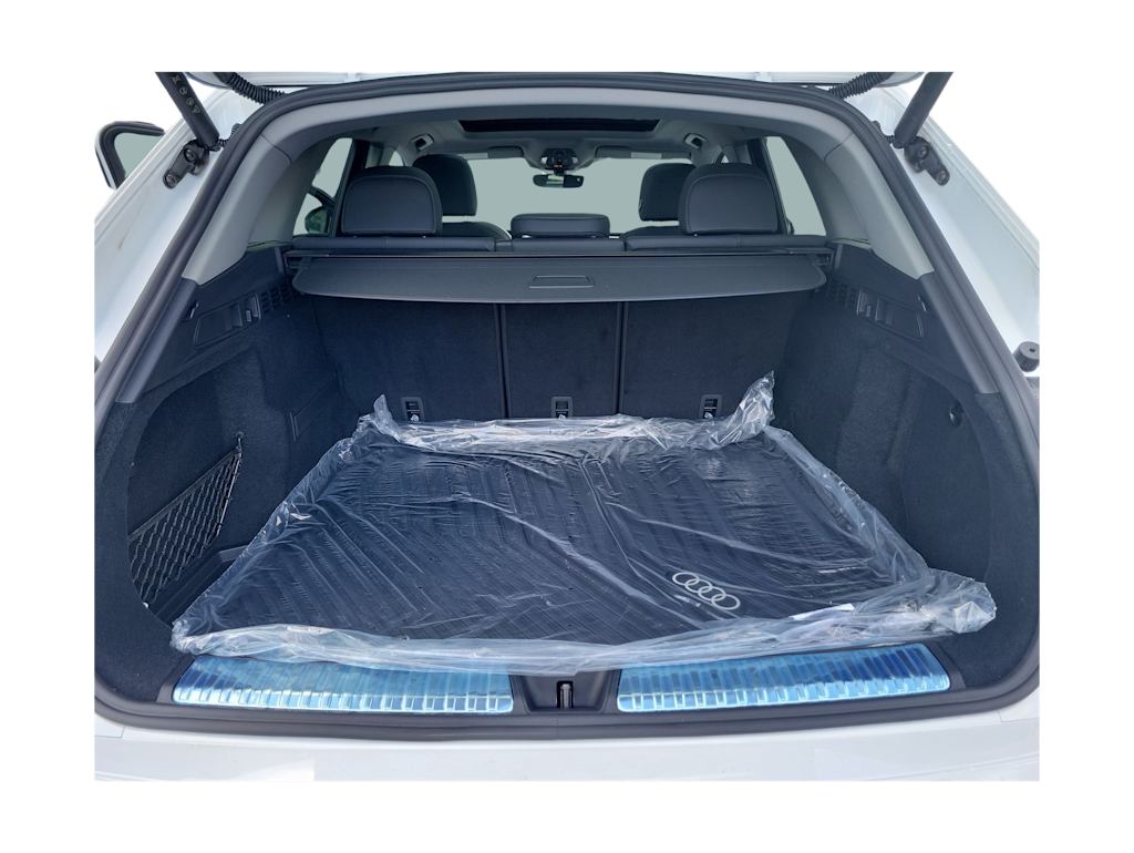 Thumbnail: 2025 Audi Q5 - 17