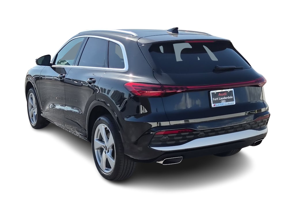 Thumbnail: 2025 Audi Q5 - 4
