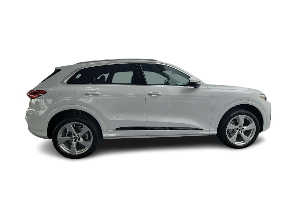 Thumbnail: 2025 Audi Q5 - 25
