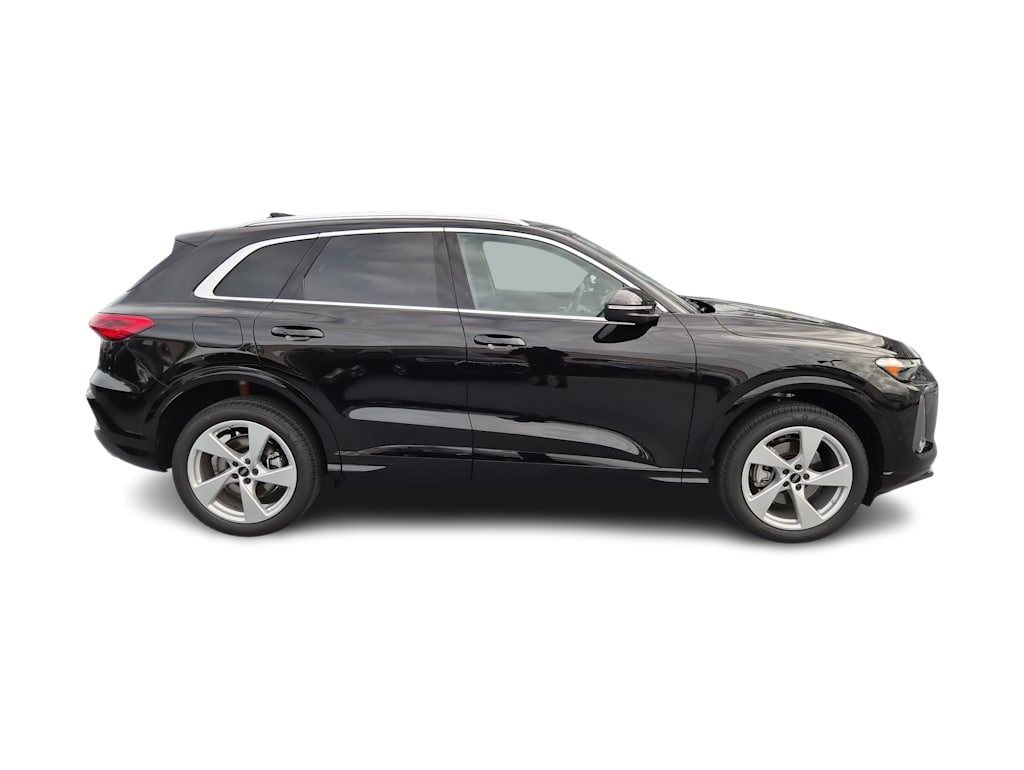 Thumbnail: 2025 Audi Q5 - 18