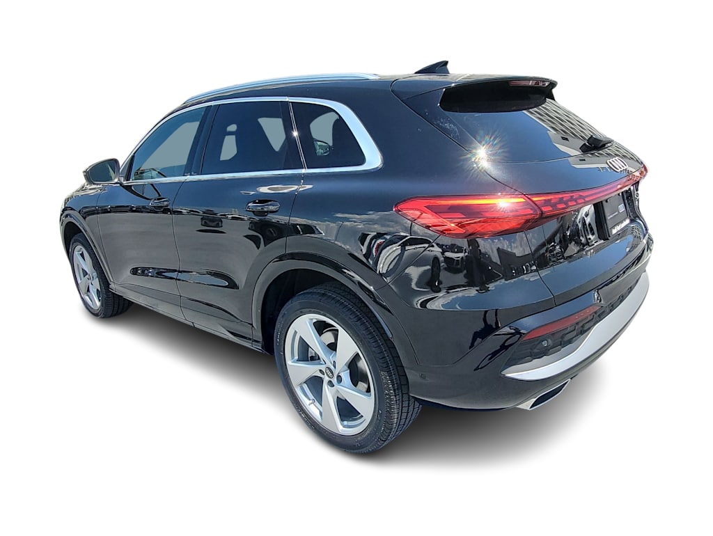 Thumbnail: 2025 Audi Q5 - 4