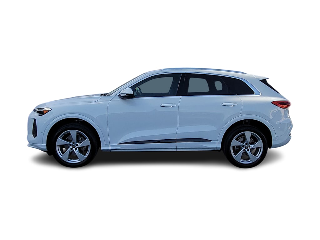 Thumbnail: 2025 Audi Q5 - 3
