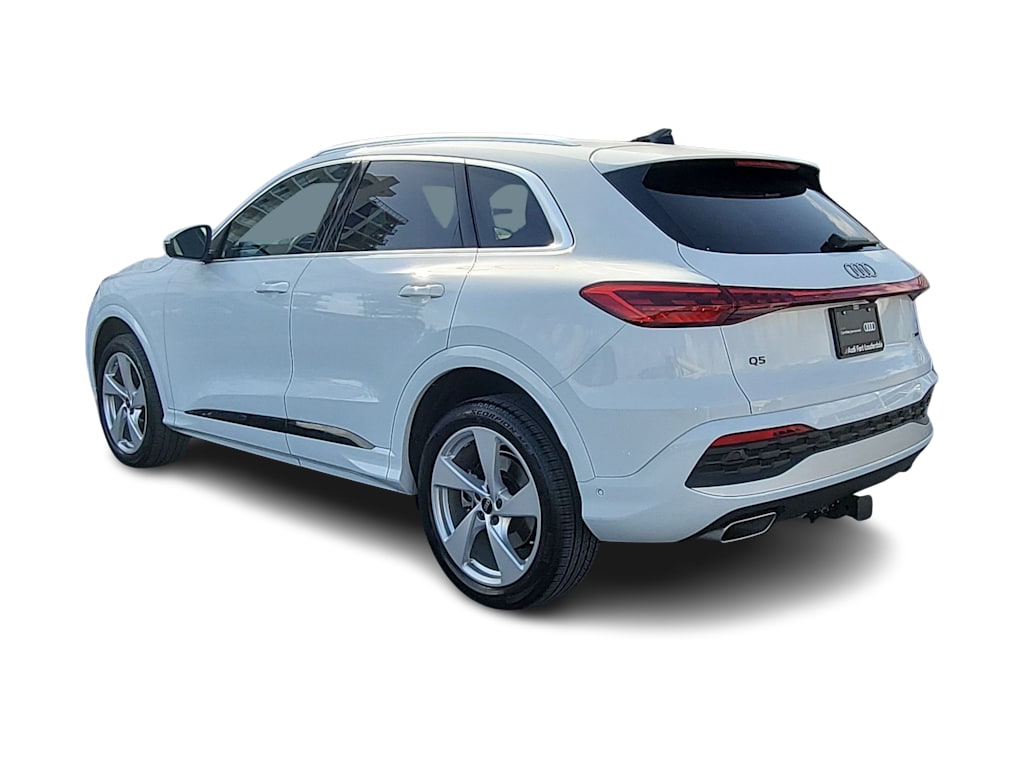 Thumbnail: 2025 Audi Q5 - 4