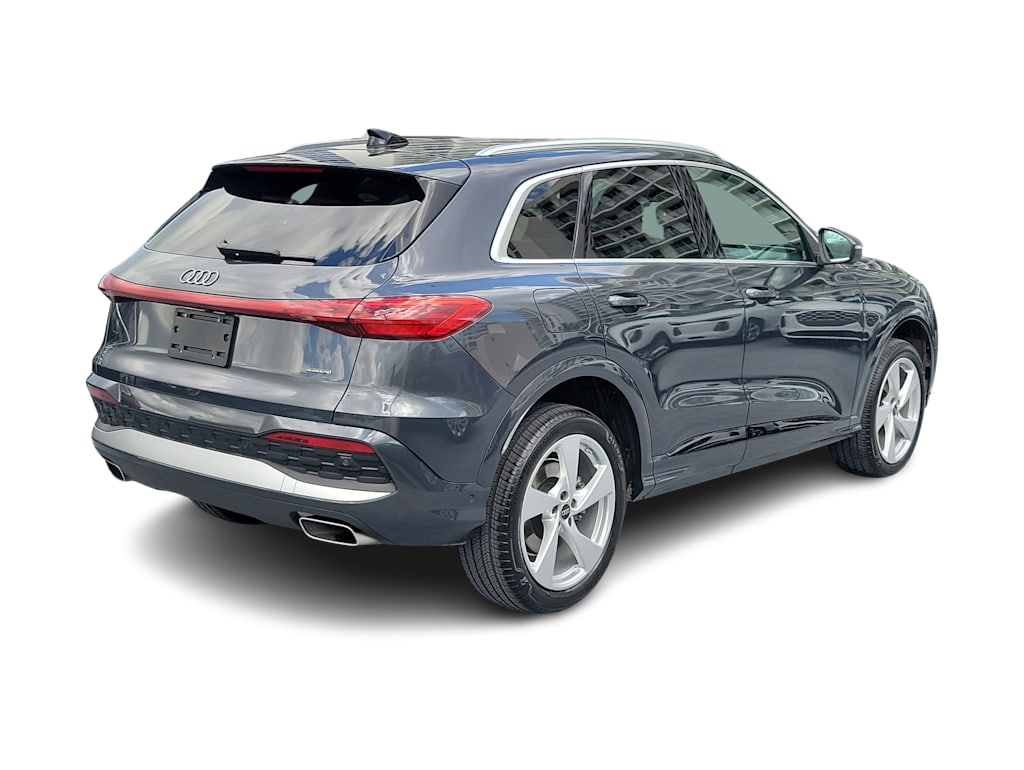Thumbnail: 2025 Audi Q5 - 21