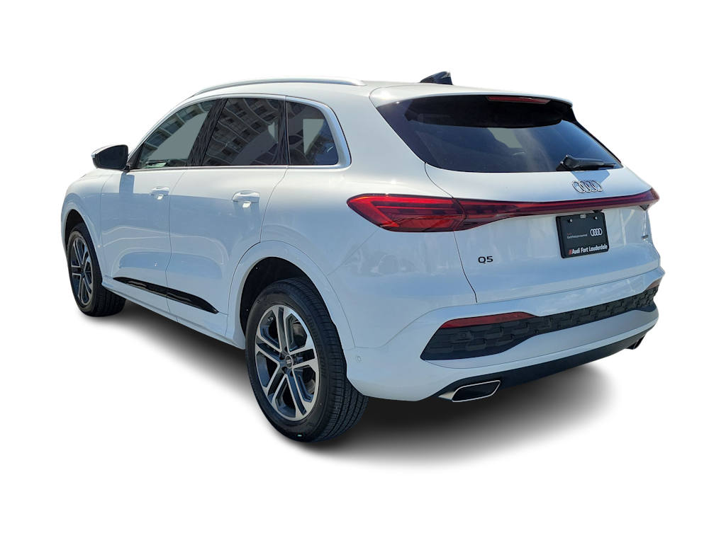 Thumbnail: 2025 Audi Q5 - 4