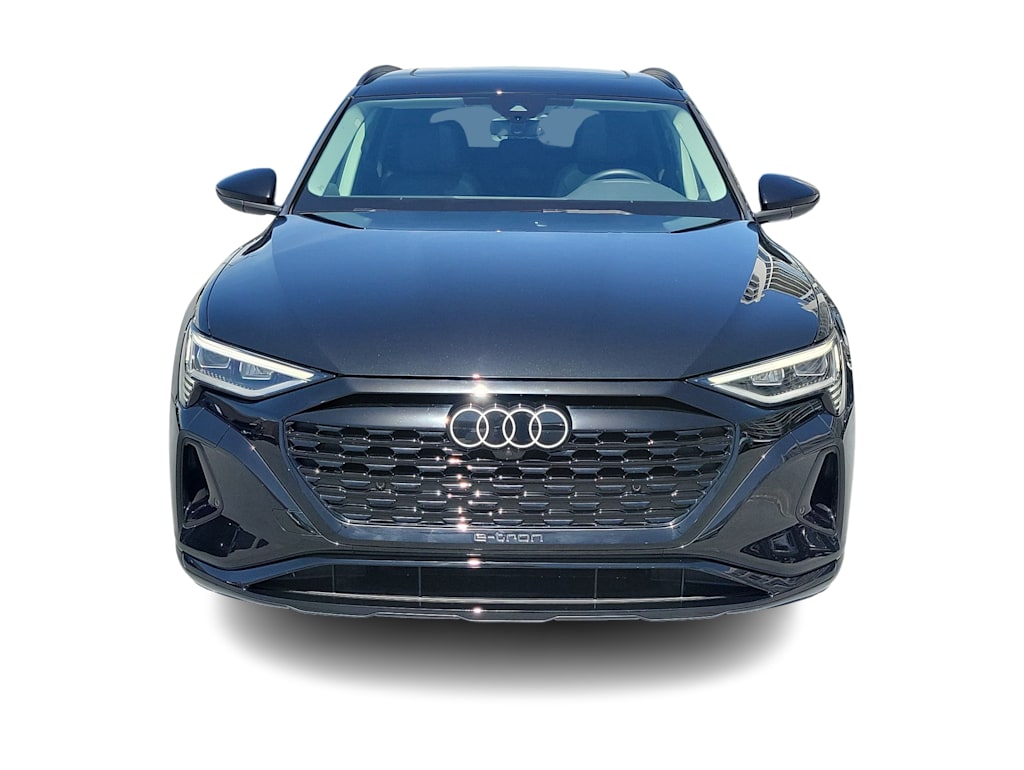 Thumbnail: 2024 Audi Q8 e-tron - 6