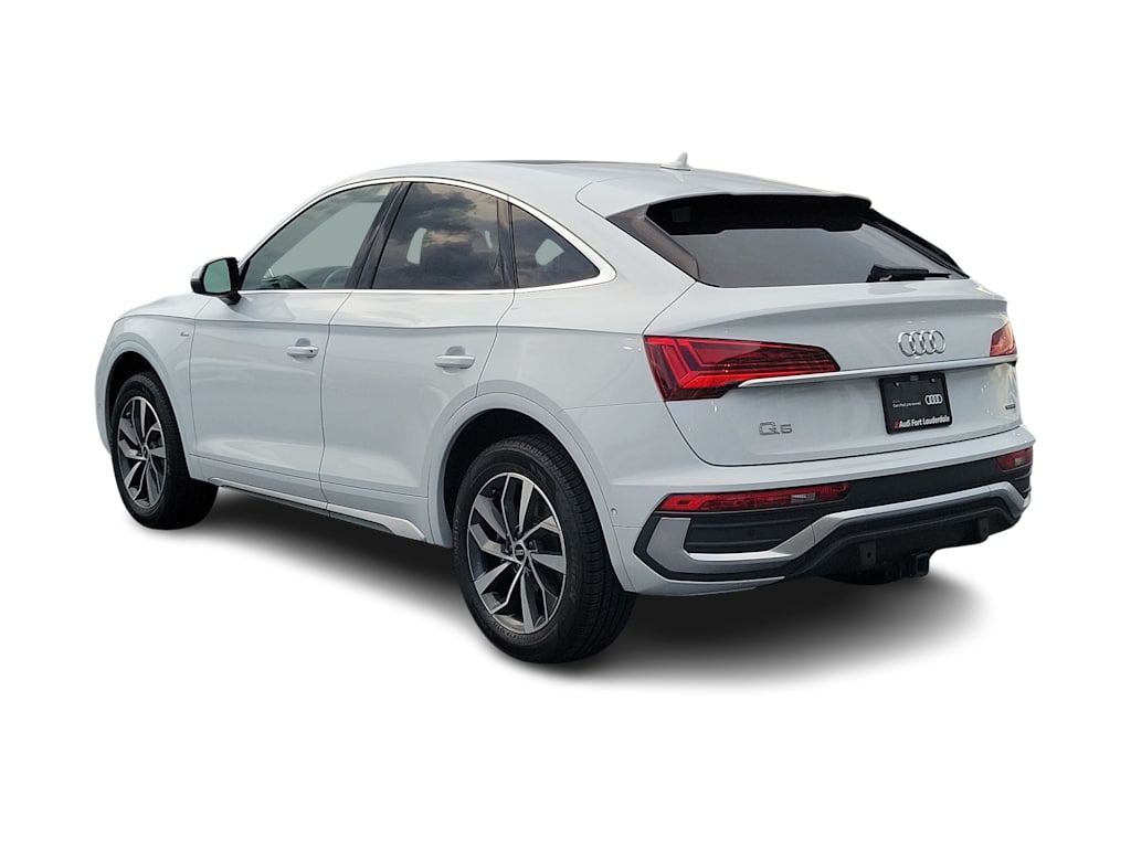 Thumbnail: 2023 Audi Q5 - 4