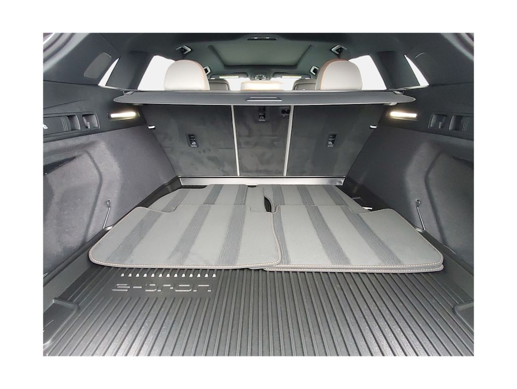 Thumbnail: 2024 Audi Q8 e-tron - 15