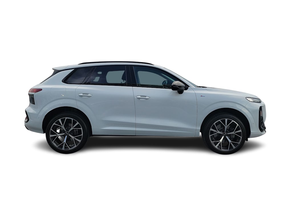 Thumbnail: 2026 Audi Q3 - 18