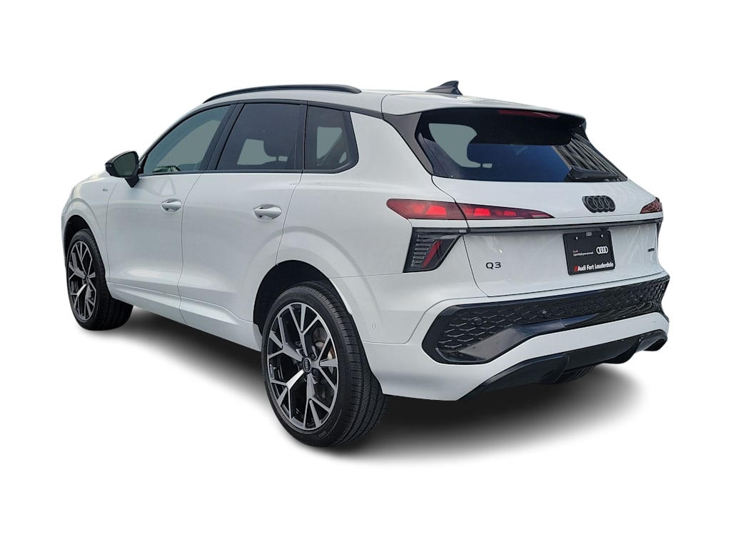 Thumbnail: 2026 Audi Q3 - 4