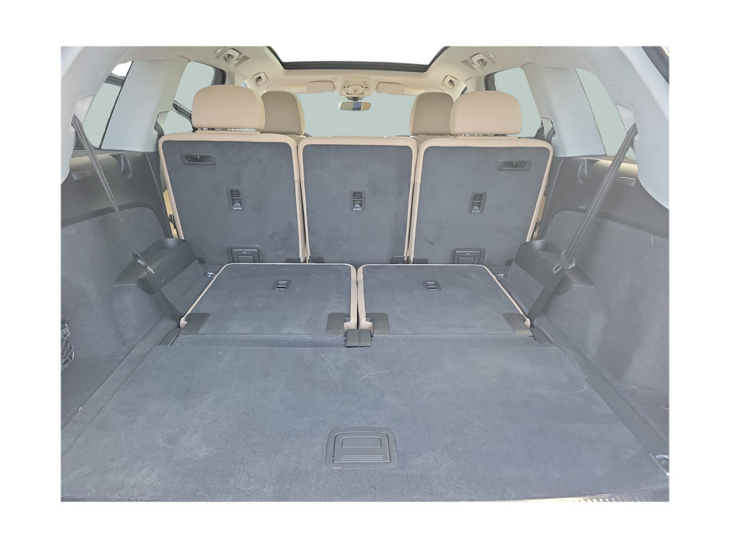 Thumbnail: 2023 Audi Q7 - 17