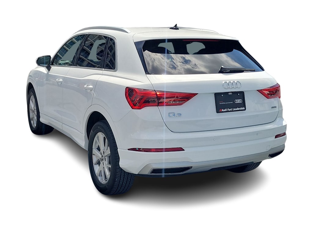 Thumbnail: 2024 Audi Q3 - 4