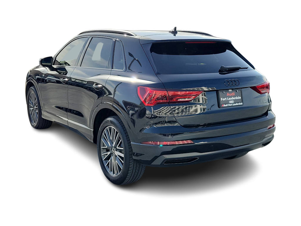 Thumbnail: 2024 Audi Q3 - 4