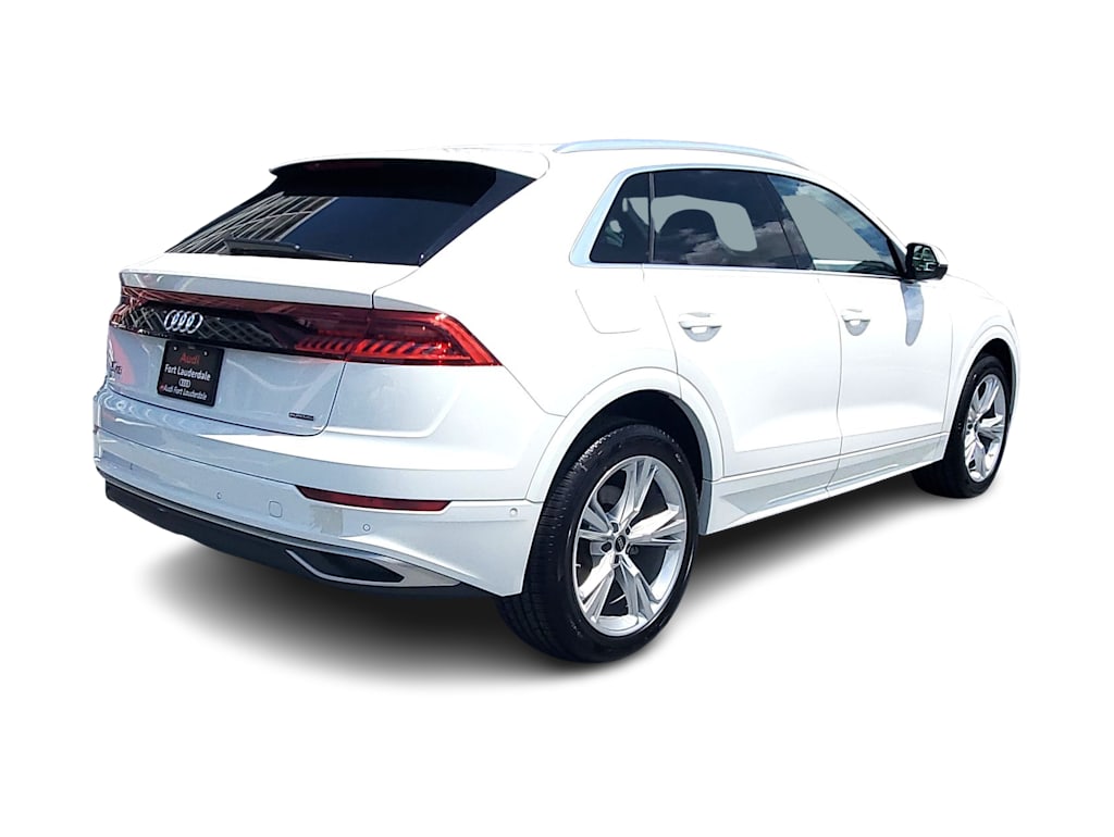 Thumbnail: 2023 Audi Q8 - 21
