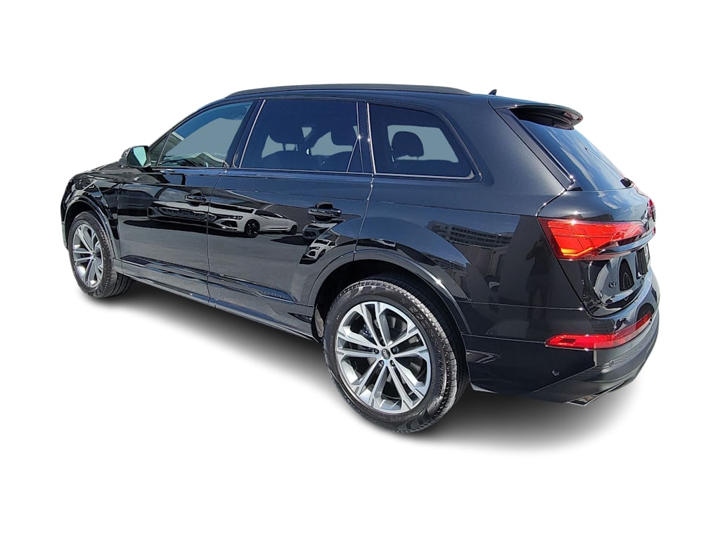 Thumbnail: 2026 Audi Q7 - 4