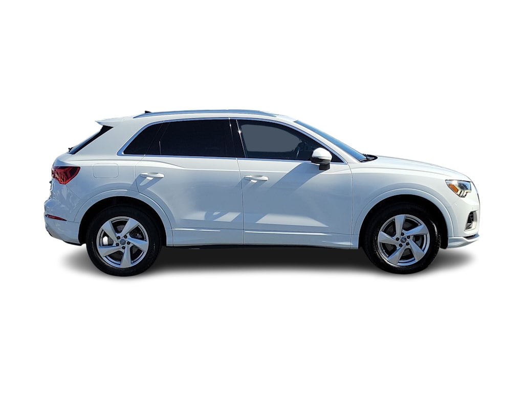 Thumbnail: 2020 Audi Q3 - 19