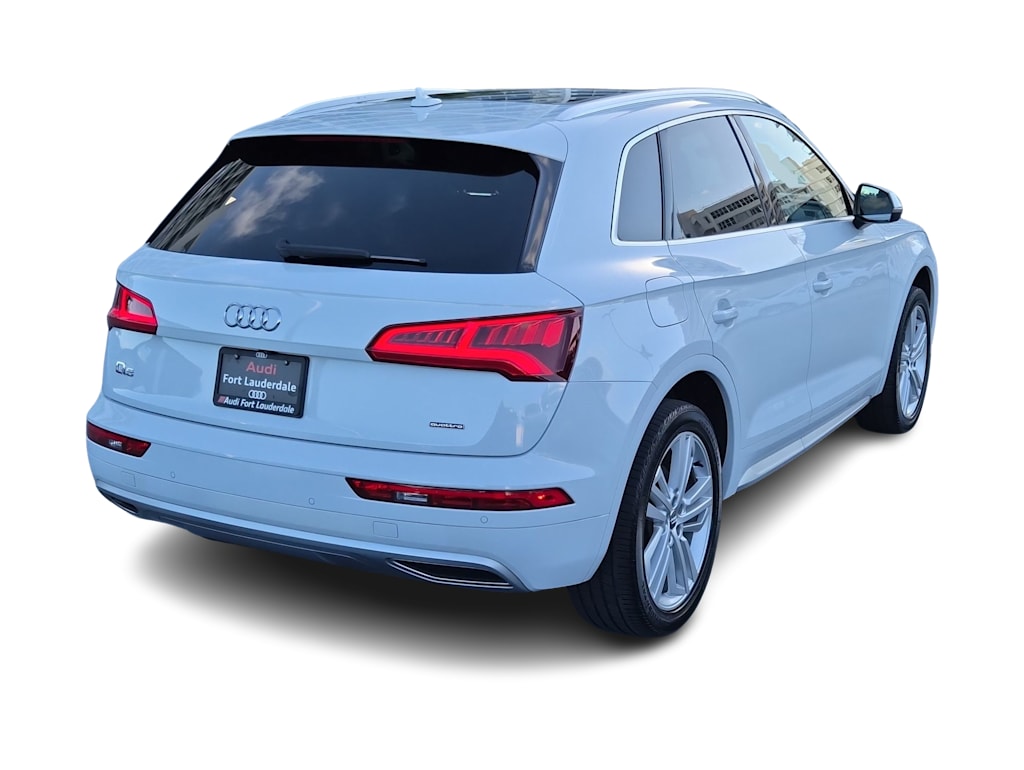 Thumbnail: 2019 Audi Q5 - 19