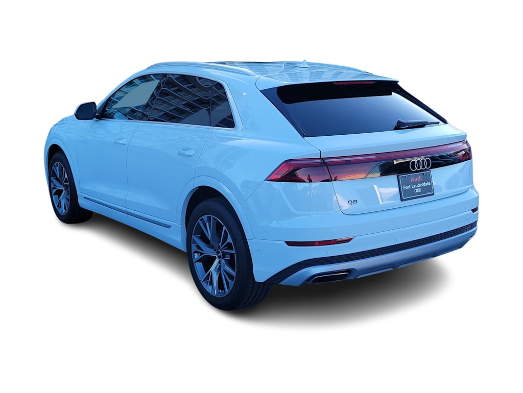 Thumbnail: 2024 Audi Q8 - 4